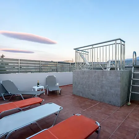 Luxury In Center With Rooftop Swimming Pool Appartement La Canée