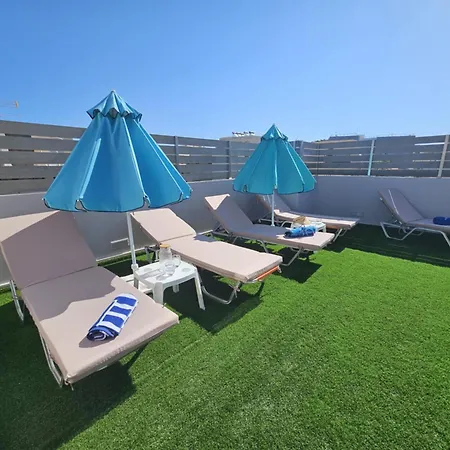 Evgenias Luxury With Rooftop Pool -parking Apartment *
