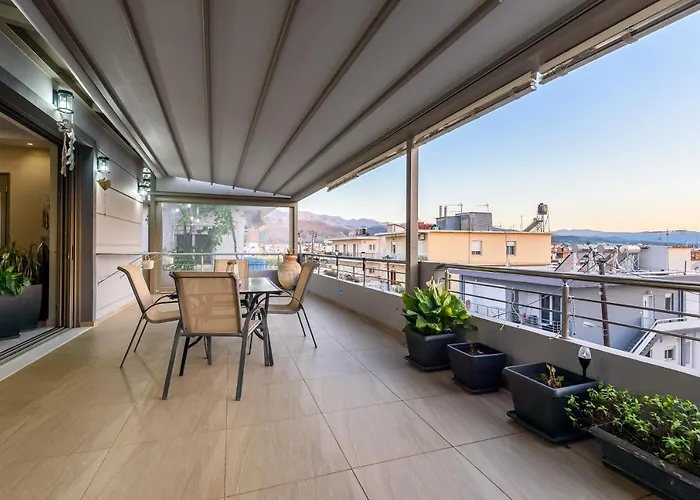 Evgenias Luxury With Rooftop Pool La Canée