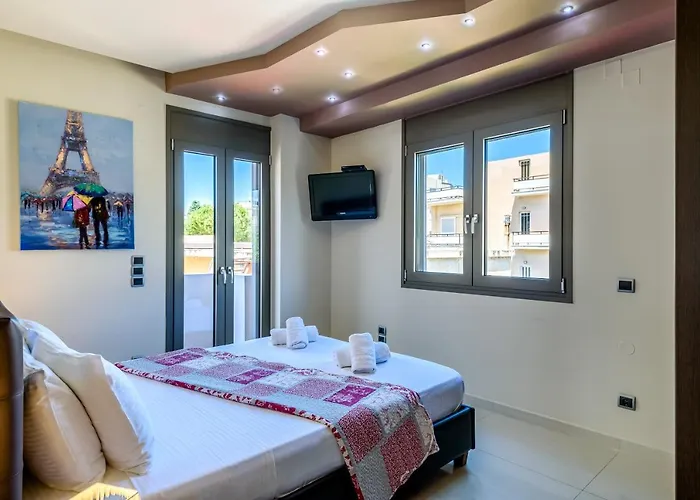 Evgenias Luxury With Rooftop Pool La Canée